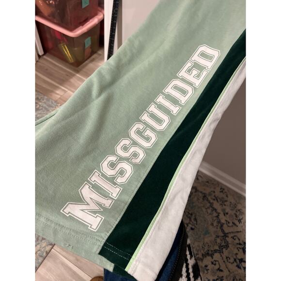 Missguided, Green, Sweatpants, Baggy, Flair Leg, Size 6, 1014P - Picture 2 of 3